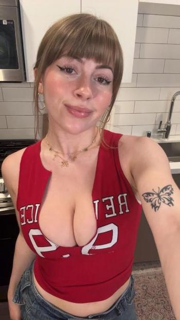 931-677-2334, 24  female escort, Anchorage